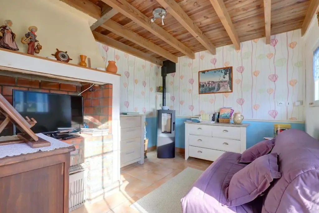 Les Buillens, Gite A Lavaur 81500 France