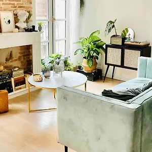 Appartement Très Bel De 60m2 En Centre Ville, Lavaur (Tarn)